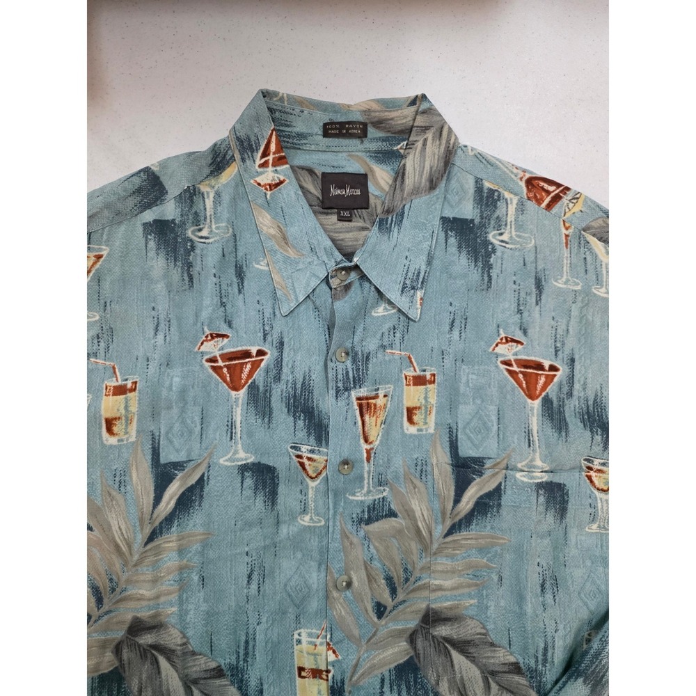 Neiman Marcus Mens XXL Blue Rayon Cocktail Tropical Print Short Sleeve Shirt